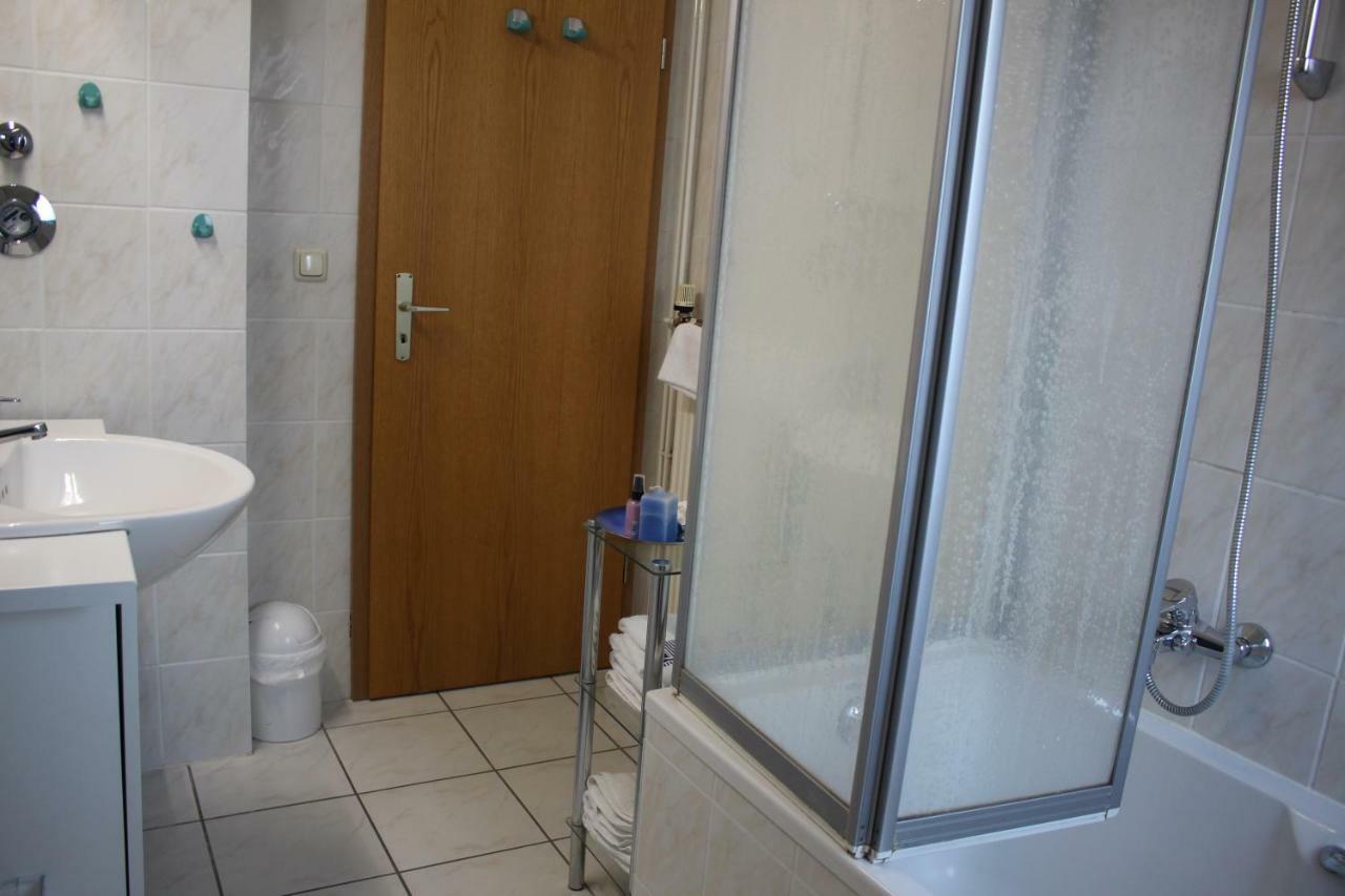 Von-Thuenen Appartement Schwerin  Buitenkant foto
